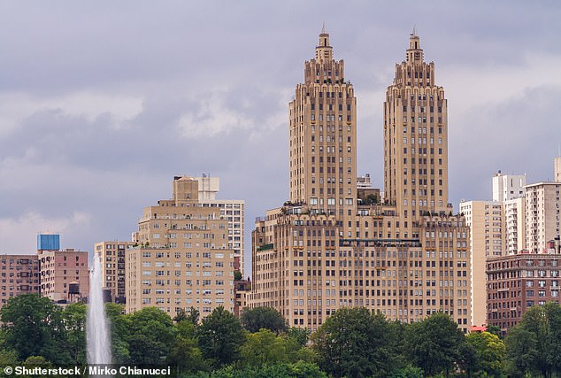El estado de Nueva York está perdiendo personas que ganan millones de dólares a medida que los antiguos residentes del Empire State huyen a entornos más favorables a los impuestos.