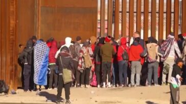 Migrantes en la frontera México-Estados Unidos no están pasando una Feliz Navidad