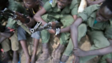 Miles de desplazados por violencia étnica en Sudán del Sur, informes de la ONU