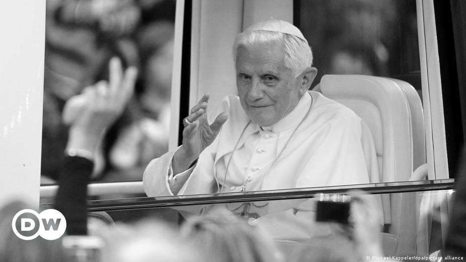 Muere el ex Papa Benedicto XVI a los 95 años
