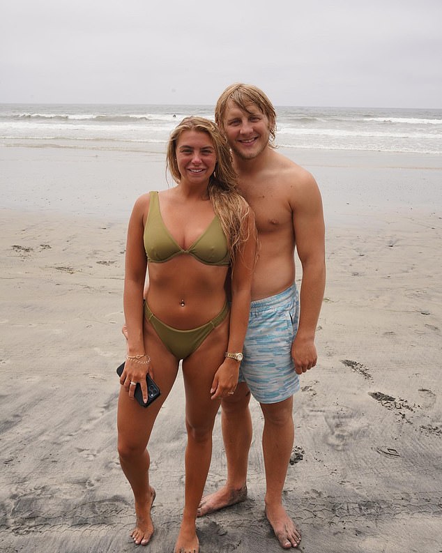 Paddy Pimblett ha estado con su novia de la infancia, Laura Gregory, durante más de una década.