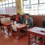 Perú realiza elecciones para gobernadores en nueve provincias