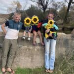 Los australianos han abierto sus corazones a los tres hijos de Jake Day (en la foto a la izquierda) y Cindy Braddock (en la foto a la derecha) con más de $70,000 recaudados para ayudar a los tres huérfanos después de que un accidente automovilístico fatal matara a los dos adultos.