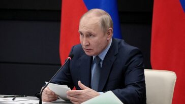 Un experto ruso afirma que Vladimir Putin se mantiene con vida gracias a los medicamentos occidentales contra el cáncer, pero que es probable que el próximo año sea el último en el poder.