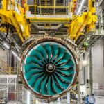 Rolls-Royce ha terminado de construir su motor de demostración UltraFan, que podría mejorar la eficiencia de combustible de los aviones hasta en un 10 por ciento.