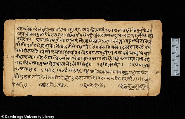 El ingenioso sistema gramatical de Pāṇini (4000 reglas detalladas en su mayor obra, el Aṣṭādhyāyī, que se cree que fue escrito alrededor del año 500 a. C.) está destinado a funcionar como una máquina.