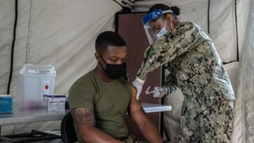 Se espera que el Congreso revoque el mandato de vacuna Covid del Pentágono para las tropas estadounidenses