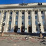 Seis civiles heridos en bombardeo ruso de Kherson
