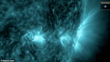 Eructos solares: al menos ocho erupciones solares se han desatado hacia la Tierra ¿y más podrían seguir¿ después de que una mancha solar crepitante emergiera en la superficie solar esta semana.  La nave espacial del Observatorio de Dinámica Solar de la NASA capturó esta foto de una erupción solar ayer