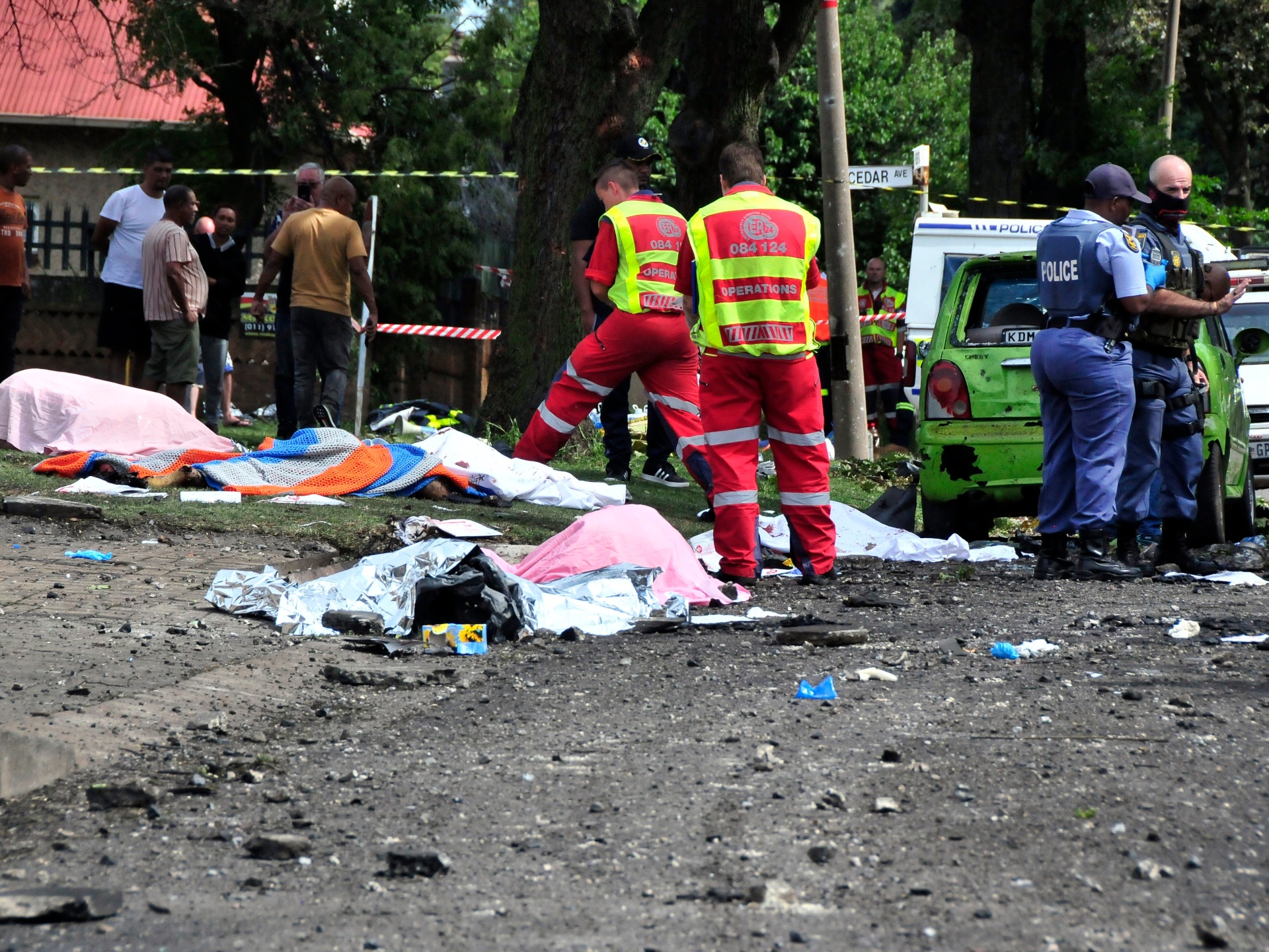 Sudáfrica llora a las víctimas de la explosión del petrolero, el número de muertos aumenta a 34
