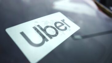 Uber multado por sobrestimar los precios de las tarifas