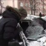 Ucrania: Ataques rusos frustrados, escombros golpean edificios