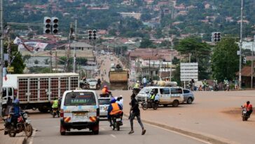 Uganda levanta el confinamiento en el epicentro del ébola