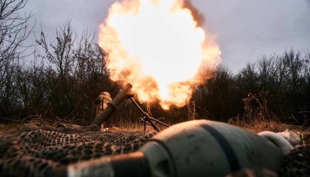 Unidades de misiles y artillería de Ucrania alcanzan cinco puestos de mando enemigos