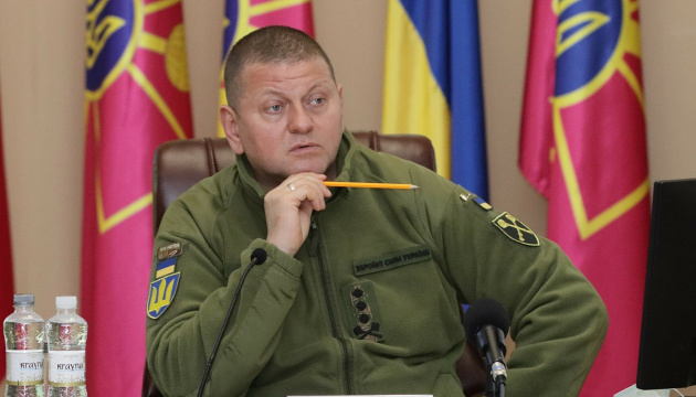 Zaluzhnyi y Milley discuten las necesidades militares de Ucrania y la situación en el frente