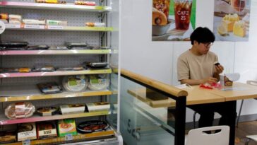 A medida que el gobierno de Corea del Sur propone reglas de horas extras flexibles, algunos temen que los trabajadores puedan sufrir