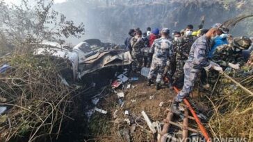 (4th LD) Two S. Koreans on crashed Nepal plane, fate unknown: foreign ministry