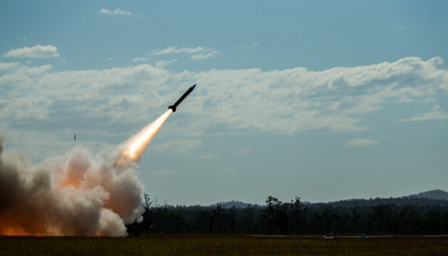 Al menos 30 misiles disparados desde aviones rusos contra Ucrania: Air Force spox