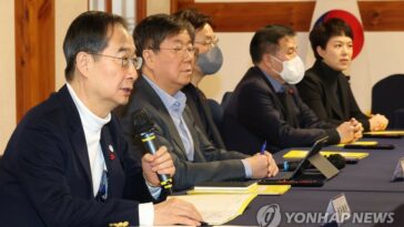 Top gov&apos;t, ruling party officials vow reform measures in consultative meeting