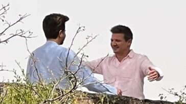 Anil Kapoor le da a Jeremy Renner un abrazo virtual mientras le desea una pronta recuperación después de su accidente del día de Año Nuevo