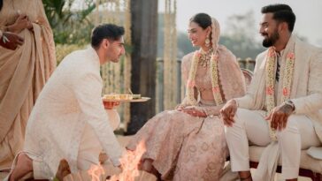 Athiya Shetty y KL Rahul reaccionan cuando Ahan Shetty comparte fotos inéditas de la ceremonia de la boda.  Ver publicación aquí