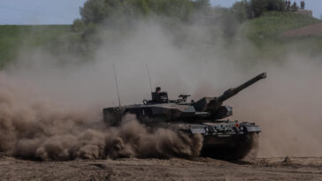 Baerbock da la señal más clara hasta el momento de que Polonia podría entregar tanques de fabricación alemana