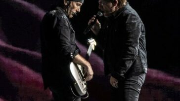 Bono: U2 se separa 'todo el tiempo'