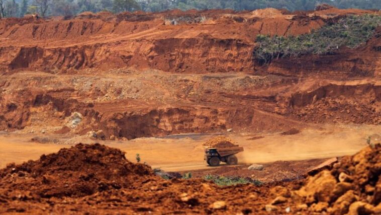 COMENTARIO: Indonesia quiere más que un centavo por recursos naturales