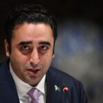 Canciller paquistaní acusa al gobierno anterior de "apaciguar" al TTP