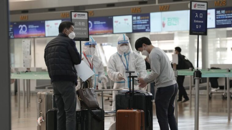 China suspende visas a corto plazo para surcoreanos por restricciones de viajes por COVID-19