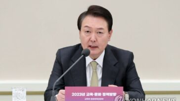 Yoon&apos;s comment on nuclear armament indication of will to defend nation: official