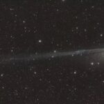 Fascinante: esta espectacular imagen muestra el momento en que la cola de un cometa verde