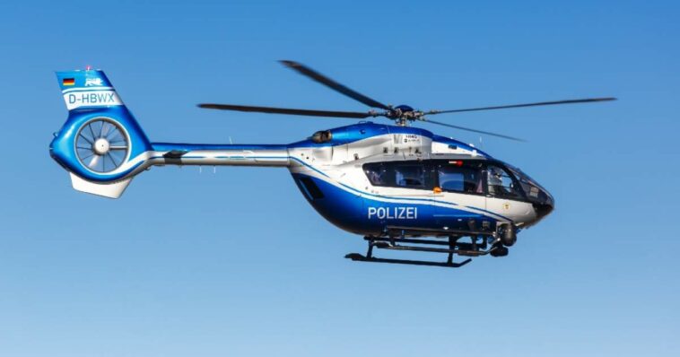 Conductor de Baden-Württemberg escapa tras persecución policial a 250 km/h