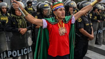 Después de semanas de violentas protestas, ¿qué está pasando Perú?
