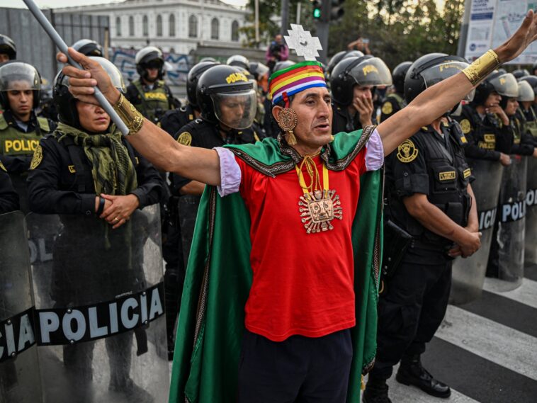 Después de semanas de violentas protestas, ¿qué está pasando Perú?