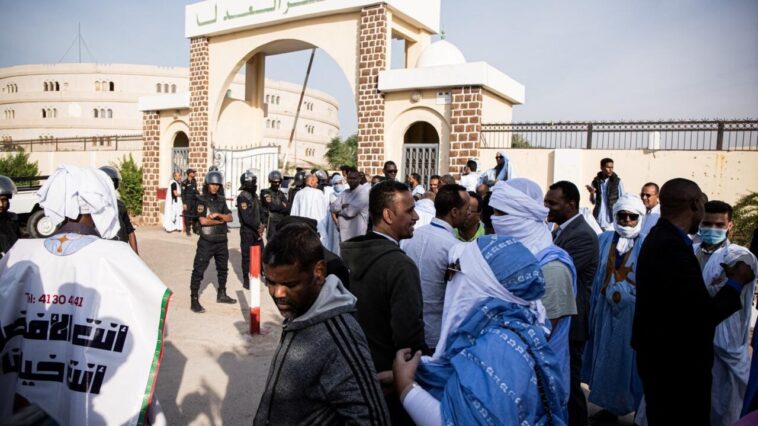 El expresidente de Mauritania enfrenta cargos de corrupción en un juicio histórico