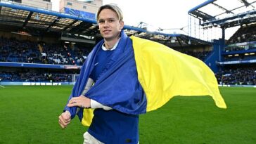 Chelsea confirmó el fichaje de £ 88 millones de la estrella ucraniana Mykhailo Mudryk el domingo