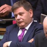 El parlamentario conservador Andrew Bridgen será suspendido por su "actitud arrogante hacia las reglas de cabildeo"