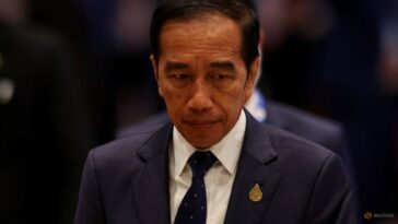 El presidente de Indonesia dice que "lamenta profundamente" las violaciones de derechos pasadas en el país
