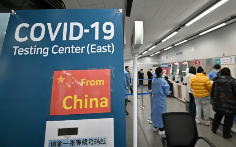 El tesorero minimiza el pago de China por las pruebas de COVID