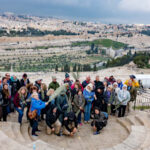 Tourists in jerusalem credit: Shutterstock