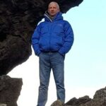 Mark Bessell, de 49 años, (en la foto) murió después de que él y un compañero escalador cayeron casi 2,000 pies por la cara norte durante una avalancha el 30 de diciembre.