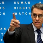 Exjefe de HRW niega beca de Harvard por "sesgo antiisraelí"