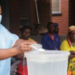 Expertos critican al gobierno de Malawi por cerrar escuelas por brote de cólera
