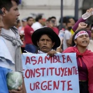Francotiradores disparan a peruanos y matan a mujer en ciudad Macusani