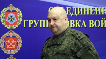 El general Sergei Surovikin, quien se ganó el temible apodo de 'General Armagedón' por sus tácticas brutales en Siria, fue degradado después de solo tres meses al mando del ejército ruso.