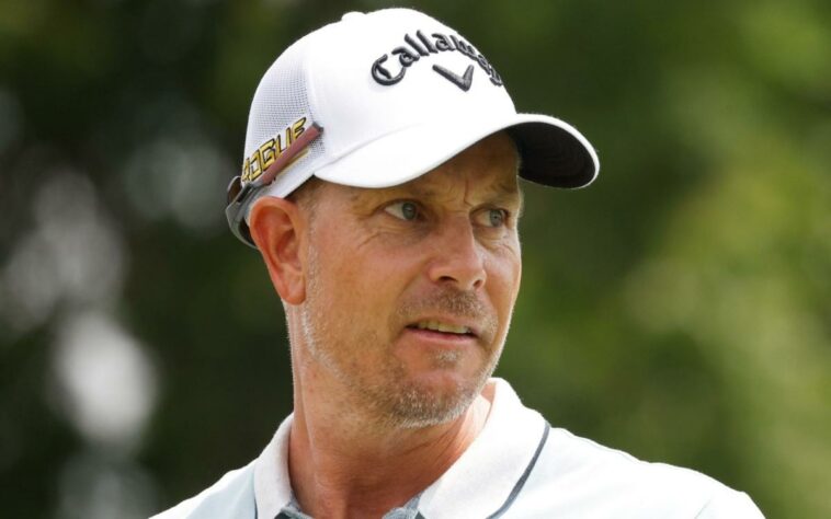 Henrik Stenson competirá en el campeonato de Abu Dhabi, contra golfistas que abandonó para unirse a LIV
