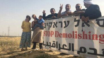 Israel demuele aldea beduina palestina de Al-Araqeeb por 212ª vez