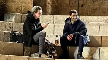 Israelíes beben alcohol y orinan en recinto de Al-Aqsa