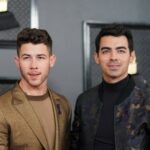 Jonas Brothers honrados con una estrella en el Paseo de la Fama de Hollywood